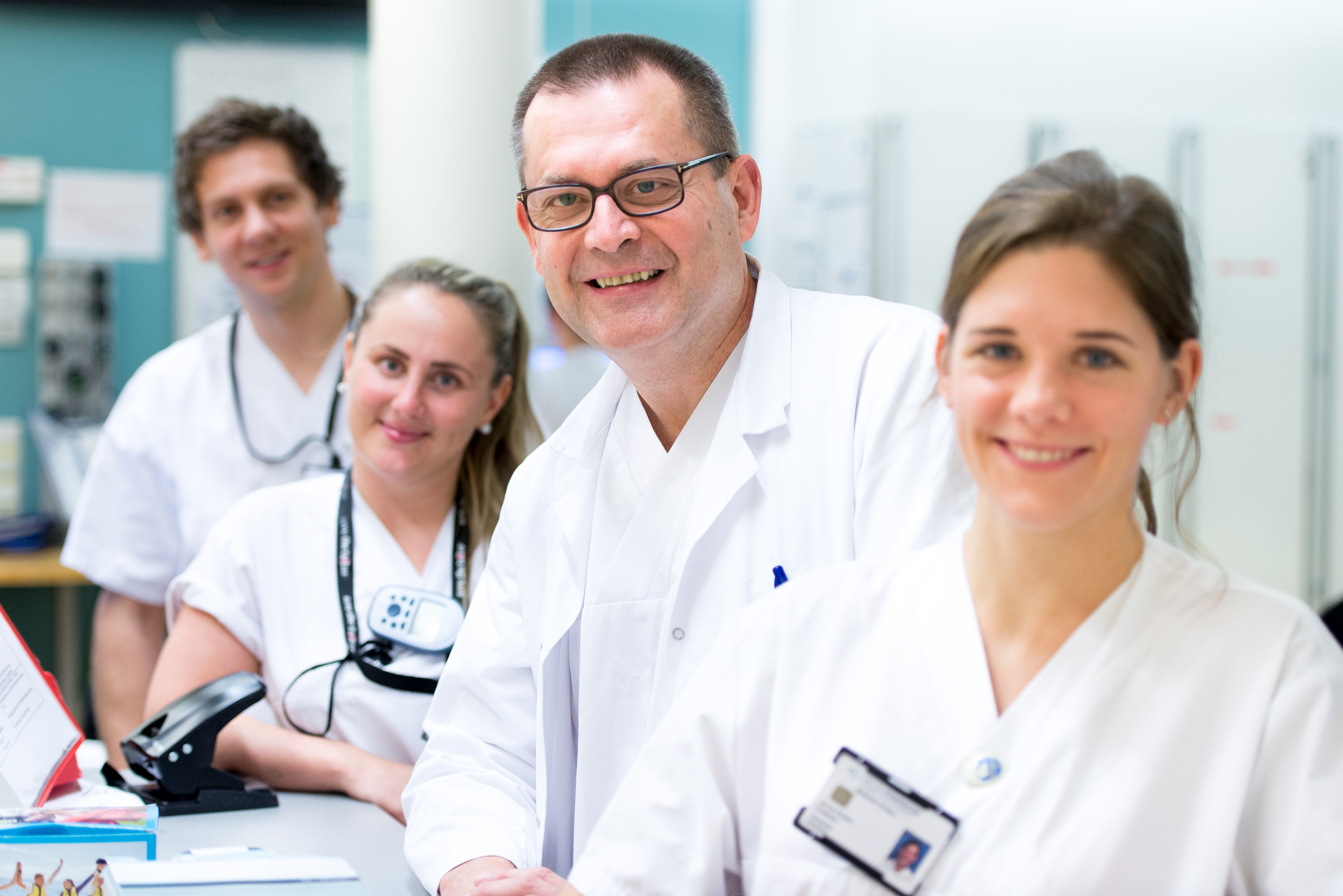 Ansatte i sykehusuniform