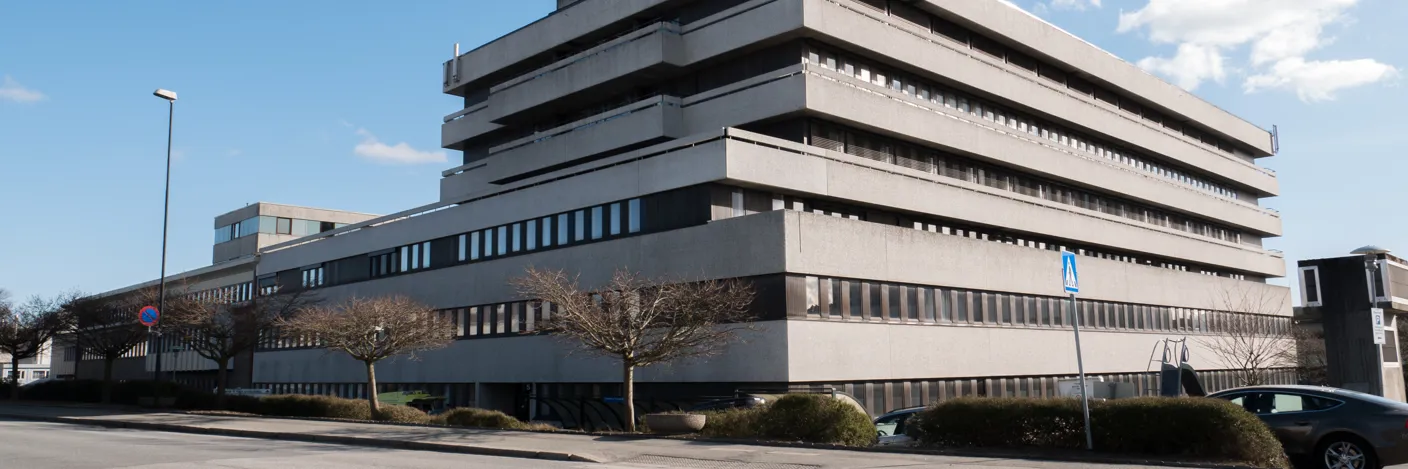 Betongbygg. Foto.