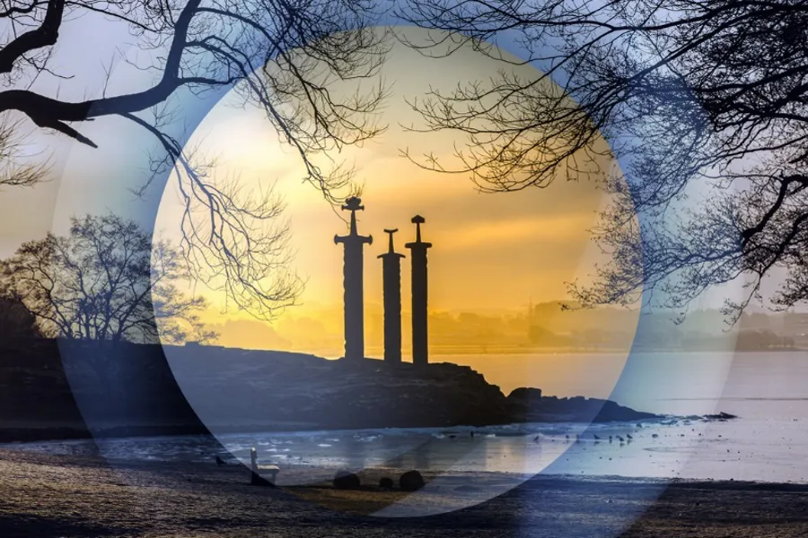 Bilde av sverd i fjell