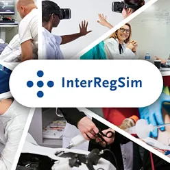 En gruppe mennesker i et rom