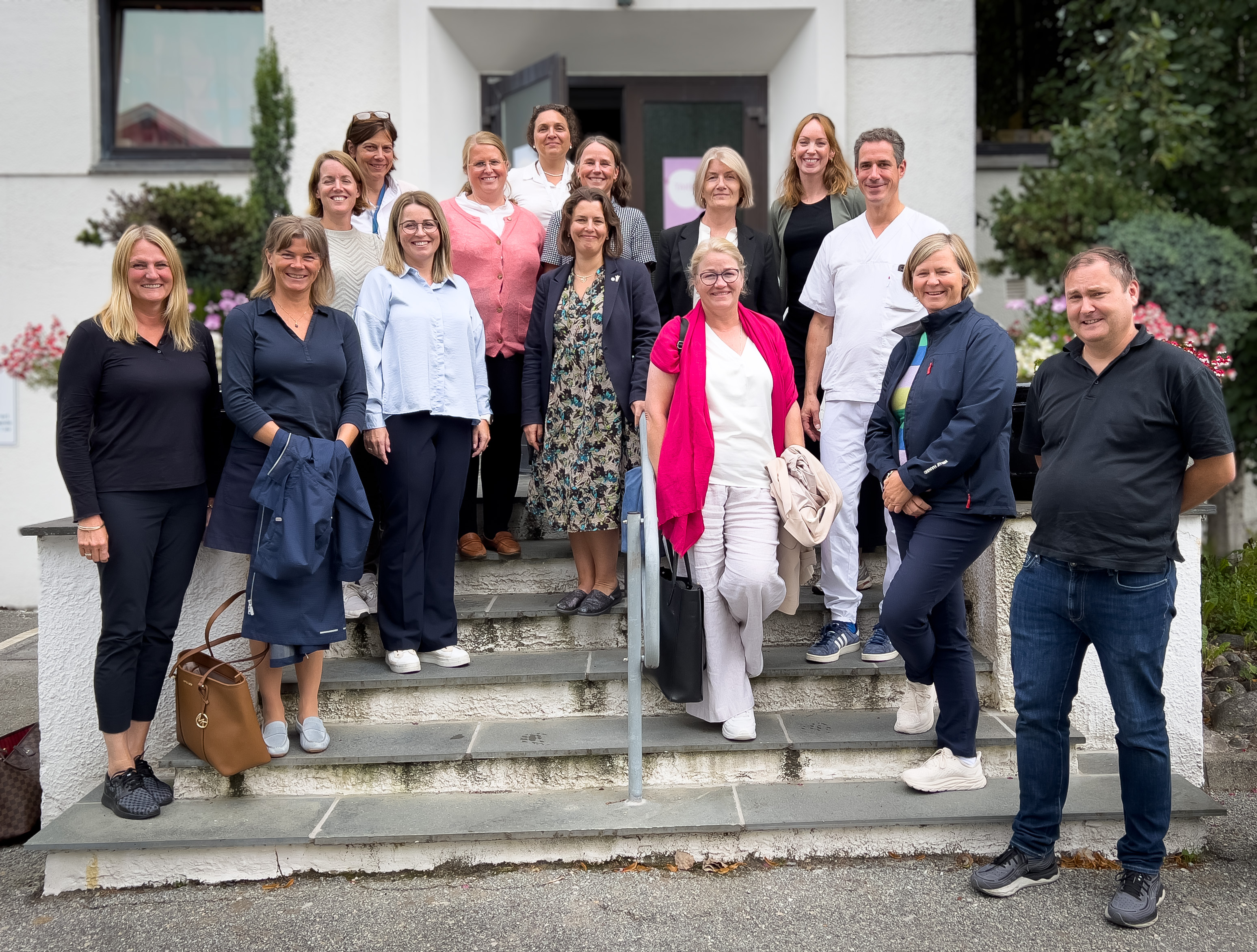 gruppebilde av InterRegSim, Ledelse, SUS, Legers forening, Yngrelegers forening