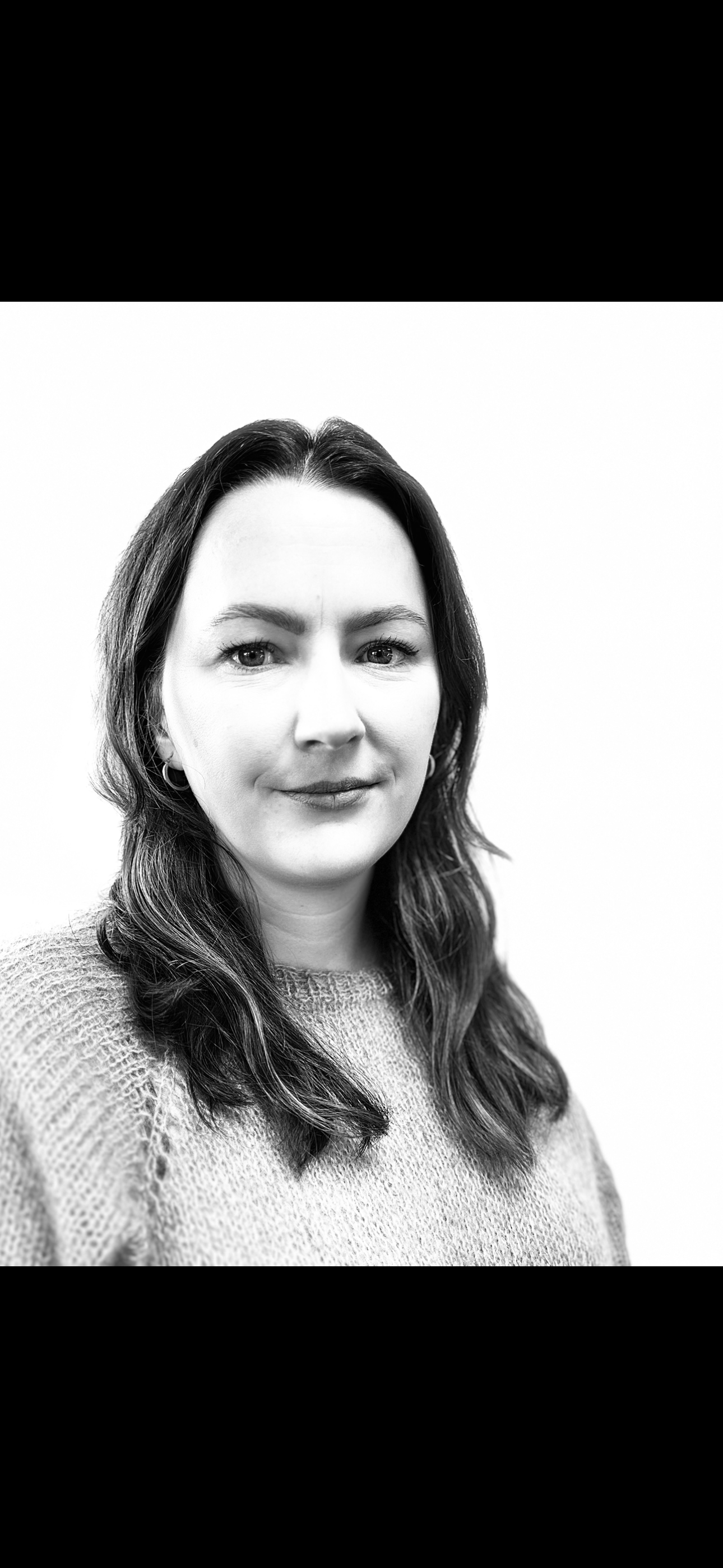 En person med langt hår